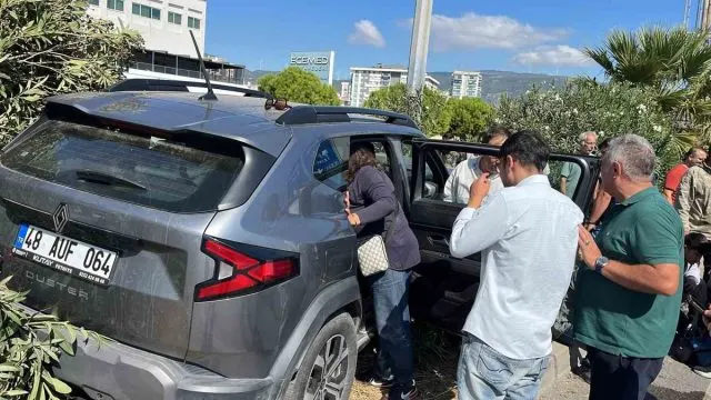 Söke’de Araç Ve Motosiklet Çarpıştı: 3 Kişi Yaralandı