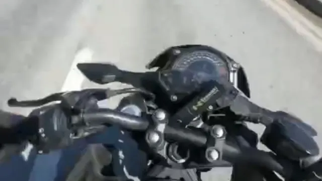 Eskişehir’de Şerit Değiştiren Motosiklet Sürücüsü Yere Savruldu