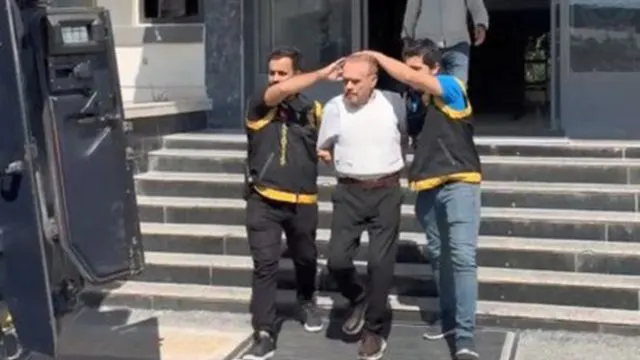 Tarsus'ta Kahvehaneye Silahlı Saldırı: 70 Yaşındaki Şüpheli Tutuklandı