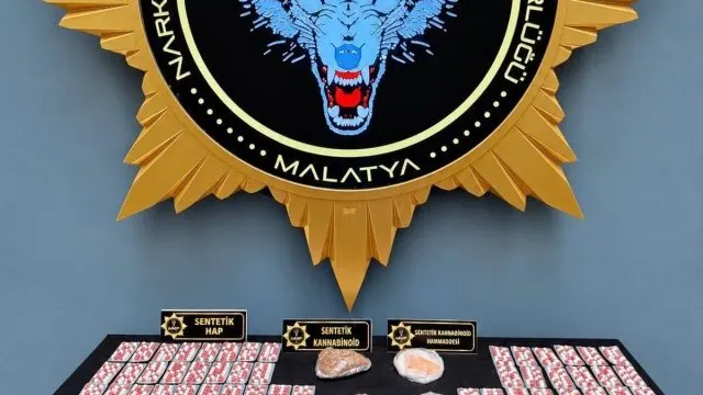 Malatya’da Sokak Satıcılarına Operasyon: 9 Şüpheli Yakalandı Malatya’da Sokak Satıcılarına Operasyon: 9 Şüpheli Yakalandı