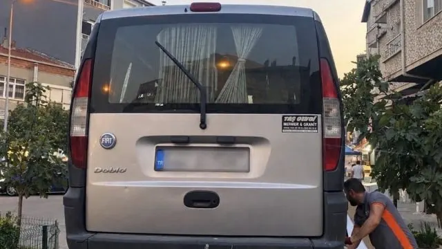 Uzunköprü Yolunda 14 Düzensiz Göçmen Yakalandı