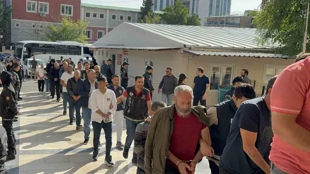Şanlıurfa Merkezli Operasyonda 22 Şüpheli Adliyeye Sevk Edildi