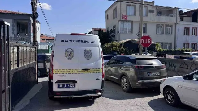 Kayseri Melikgazi'de Danişmetgazi'de 48 Yaşındaki Adam Tüfekle Yaşamına Son Verdi Kayseri Melikgazi'de Danişmetgazi'de 48 Yaşındaki Adam Tüfekle Yaşamına Son Verdi