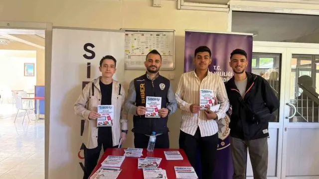 Ağrı’da Öğrencilere Güvenlik Ve Dijital Riskler Anlatıldı
