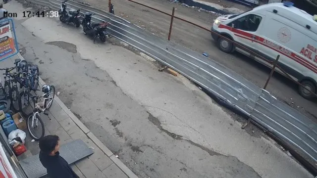 Merkez Çarşısı İnşaatındaki Kazada İşçi Yoğun Bakımda Merkez Çarşısı İnşaatındaki Kazada İşçi Yoğun Bakımda