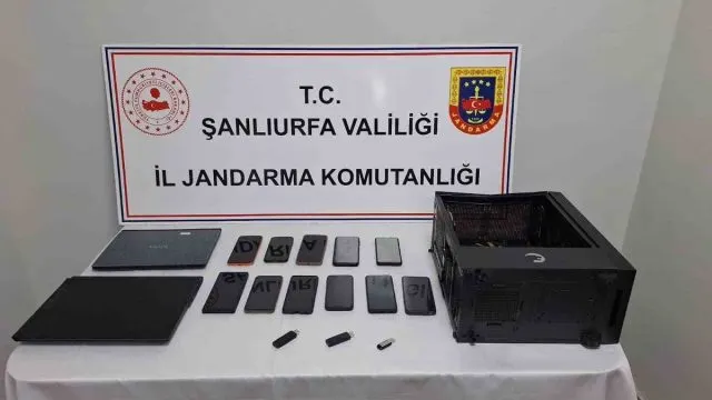 Şanlıurfa Merkezli 5 İ̇lde Dolandırıcılık Operasyonu: 877 Milyon Liralık Hareketlilik Şanlıurfa Merkezli 5 İ̇lde Dolandırıcılık Operasyonu: 877 Milyon Liralık Hareketlilik