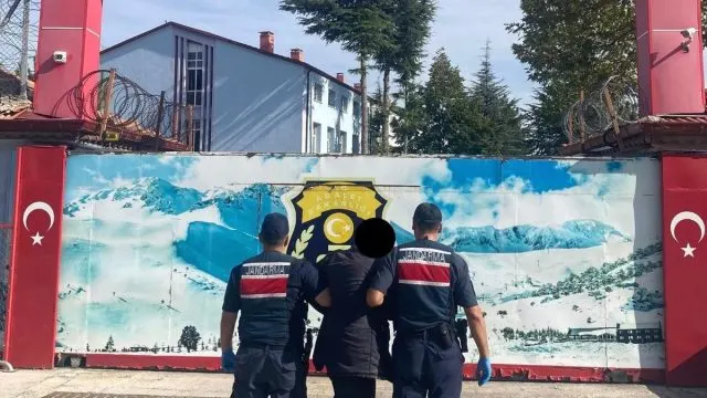 İsparta’da 42 Yıl 2 Ay 27 Gün Hapis Cezası Bulunan Hükümlü Yakalandı