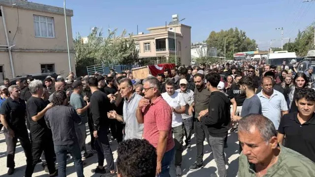 Filo Jet Faciasında Naaşı Bulunan Özgür Gönül Tarsus’ta Defnedildi Filo Jet Faciasında Naaşı Bulunan Özgür Gönül Tarsus’ta Defnedildi