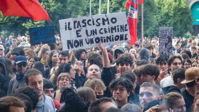 Milano'da 5 Binden Fazla Kişinin Katıldığı Protestoda Çatışma
