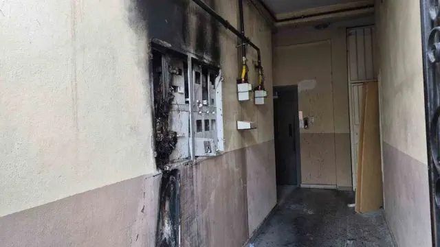 Adıyaman'da 5 Katlı Binadaki Pano Yangını Söndürüldü Adıyaman'da 5 Katlı Binadaki Pano Yangını Söndürüldü