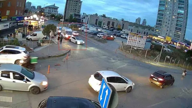 Ambulansa Yol Vermeyen Sürücüye 466 Bin Lira Ceza