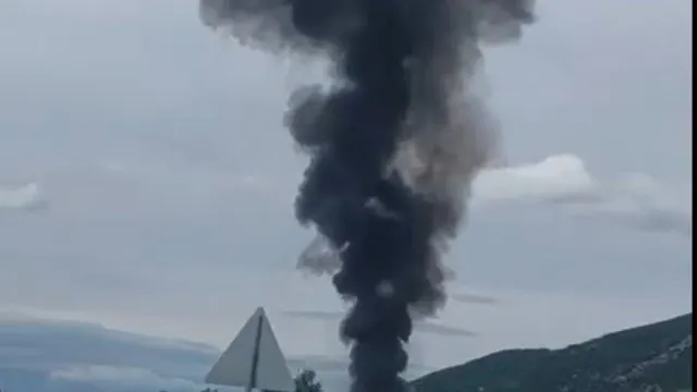 Pamukkale’de Seyir Halindeki Kamyonet Alevlere Teslim Oldu