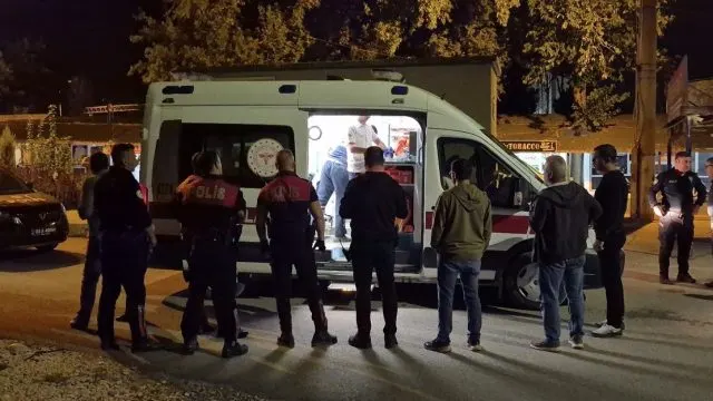 Adıyaman’da Mimar Sinan Parkı Yakınında Bıçaklı Saldırı Adıyaman’da Mimar Sinan Parkı Yakınında Bıçaklı Saldırı