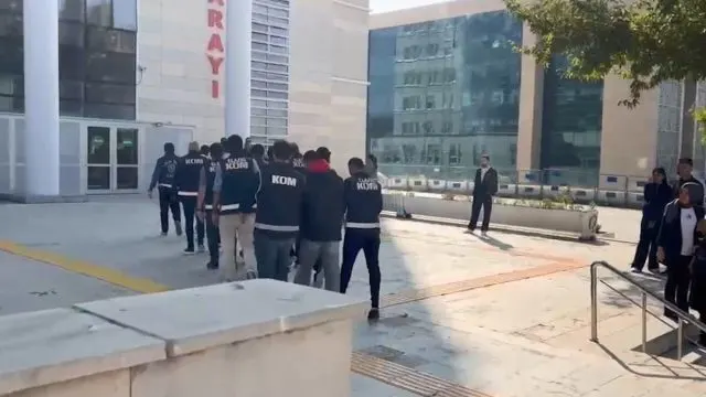 Elazığ’da Park Halindeki Araca Silahlı Saldırı: 3 Tutuklama