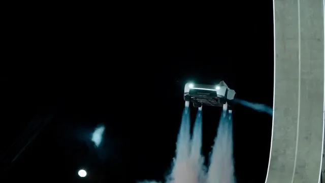 Tesla Roadster İçin Uçuş Gösterisi: Musk Yeni Modeli Tanıttı