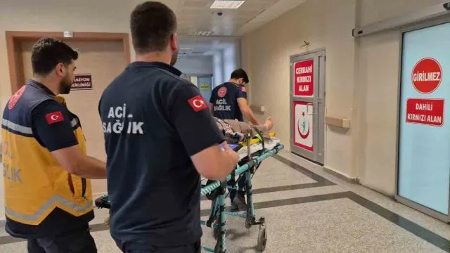 Adıyaman’da Üç Tekerlekli Motosiklet Devrildi: 2 Yaralı Adıyaman’da Üç Tekerlekli Motosiklet Devrildi: 2 Yaralı