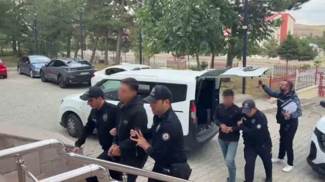 Zara’da 11 İ̇ş Yerindeki Hırsızlıkla İ̇lgili 3 Şüpheli Tutuklandı