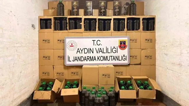 Aydın Köşk'te 5 Bin 300 Litre Taklit Zeytinyağı Ele Geçirildi Aydın Köşk'te 5 Bin 300 Litre Taklit Zeytinyağı Ele Geçirildi