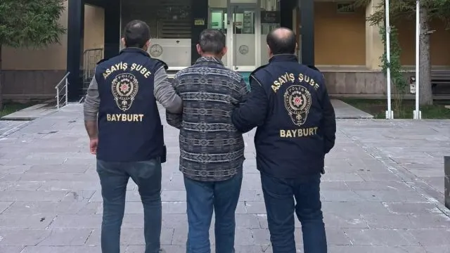 Bayburt’taki İnşaat Hırsızlığında Şüpheli Tutuklandı Bayburt’taki İnşaat Hırsızlığında Şüpheli Tutuklandı