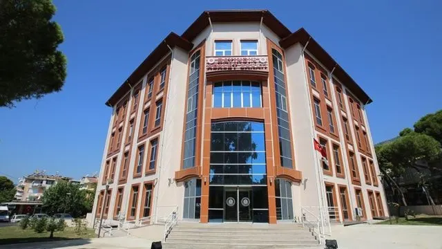 İzmir Bayındır’da 500 Milyonluk Bahis Soruşturmasında 8 Şüpheli Tutuklandı