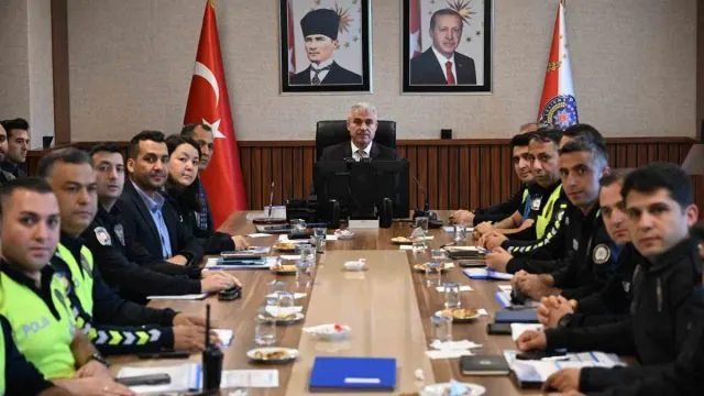 Düzce’de Asayiş Gündemi İbrahim Ergüder Başkanlığında Ele Alındı