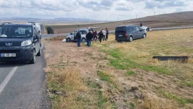 Bünyan'da İki Araç Çarpıştı: 1 Ölü, 3 Yaralı