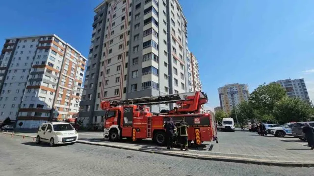 Kayseri Melikgazi'de Apartman Yangınında Bir Kişi Dumandan Etkilendi