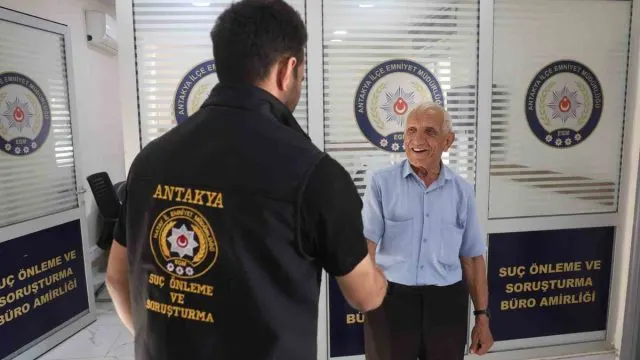 Hatay’da Evlilik Vaadiyle Dolandırılan 75 Yaşındaki Adamın Altınları Bulundu