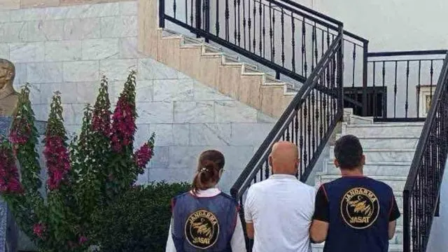Muğla’da Denetim Bilançosu: 96 Aranan Şahıs Yakalandı Muğla’da Denetim Bilançosu: 96 Aranan Şahıs Yakalandı