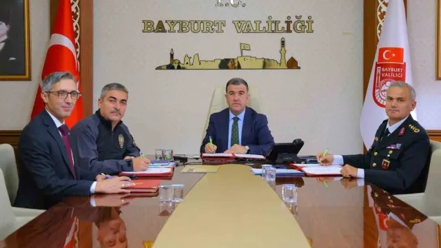 Bayburt'ta 28 Ortaokulda Trafik Bilinci İçin Protokol İmzalandı
