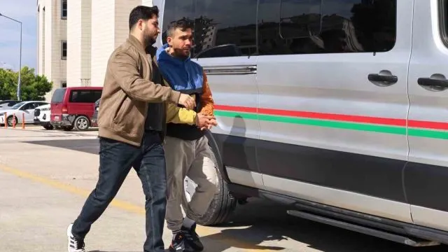 Bursa İnegöl'de Polisten Kaçan Şüpheli Bonzaiyle Yakalandı