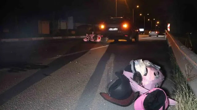 Karaman’da Kavşakta Cip Ve Motosiklet Çarpıştı: 1 Yaralı Karaman’da Kavşakta Cip Ve Motosiklet Çarpıştı: 1 Yaralı