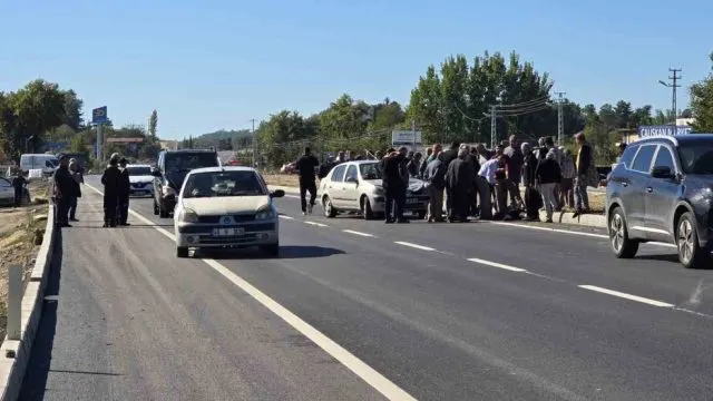 Seydikemer'de Otomobil Çarpan 77 Yaşındaki Şükrü Uslu Yaşamını Yitirdi