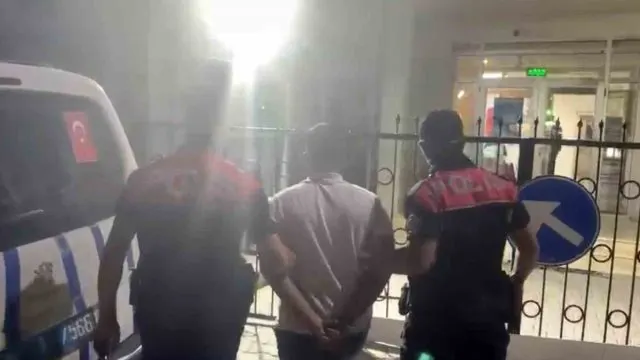 İzmir’de Aranan Hükümlü Yunus Timlerinin Denetiminde Yakalandı