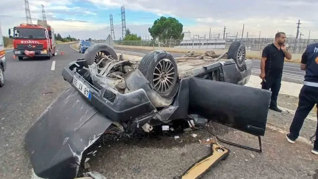 Bozova'da Tofaşın Lastiği Koptu, 5 Kişi Yaralandı