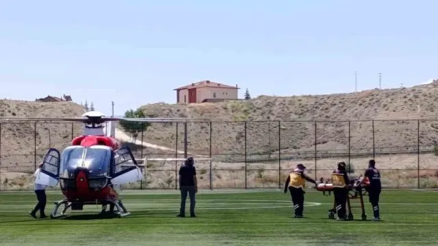 74 Yaşındaki Hasta Darende'den Hava Ambulansıyla Malatya'ya Gönderildi