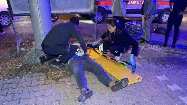 Adıyaman'da Fatih Mahallesi'nde Motosiklet Kazası: 2 Yaralı