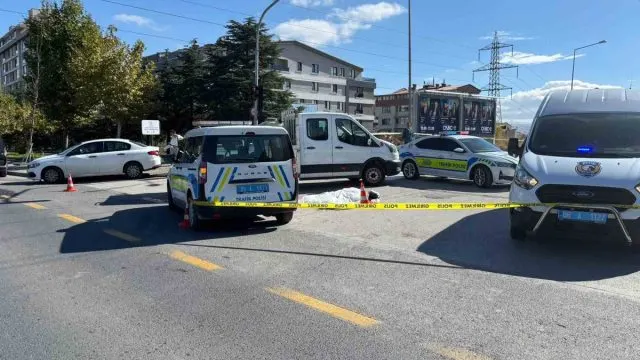 Ankara Çankaya'da Otomobil Ve Motosiklet Çarpıştı: 1 Kişi Hayatını Kaybetti