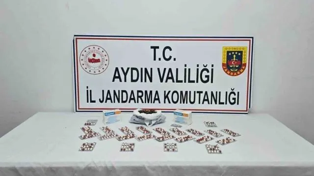 Kuşadası'nda Evden Esrar Ve Sentetik Ecza Çıktı