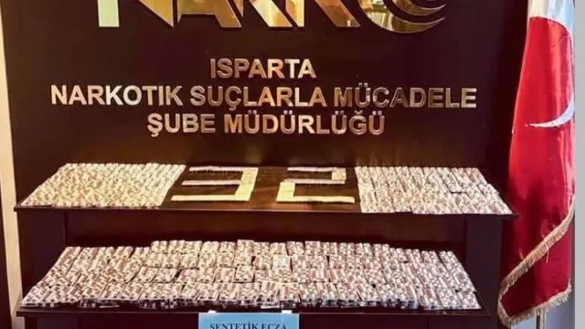Isparta’da Uyuşturucu Operasyonunda 5 Bin 656 Sentetik Ecza Yakalandı