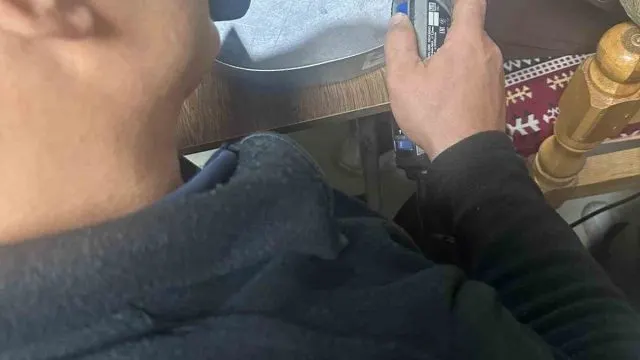 Batman'da Parmağına Sıkışan Yüzük Hastanede Çıkarıldı
