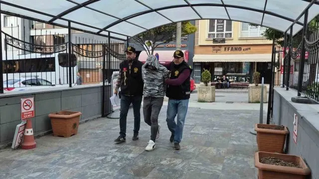 Eskişehir’de Bıçaklı Kavganın Ardından Şüpheli Tutuklandı Eskişehir’de Bıçaklı Kavganın Ardından Şüpheli Tutuklandı
