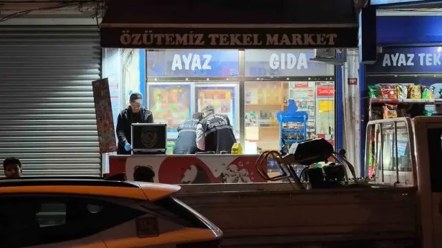 Avcılar’da Tekel Bayisine Silahlı Saldırı: Bir Kişi Yaralandı