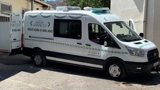 Gaziantep'te Silindir Kazasında 25 Yaşındaki İ̇şçi Hayatını Kaybetti Gaziantep'te Silindir Kazasında 25 Yaşındaki İ̇şçi Hayatını Kaybetti