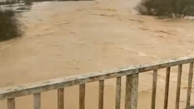 Kaynarca'da Kuvvetli Sağanak Tarım Arazilerini Sulara Gömdü Kaynarca'da Kuvvetli Sağanak Tarım Arazilerini Sulara Gömdü
