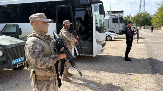 Adıyaman'da Yüksek Sesli Müzik Tartışması Silahlı Çatışmaya Dönüştü: 38 Gözaltı