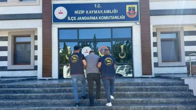Gaziantep Nizip'te 16 Yıl Kesinleşmiş Cezayla Aranan Şüpheli Tutuklandı