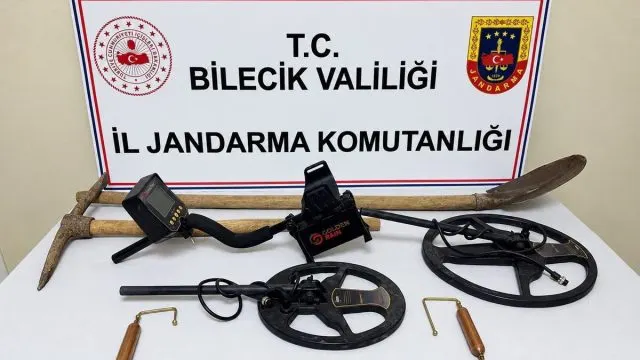 Gölpazarı’nda Define Arayan İki Şüpheli Suçüstü Yakalandı