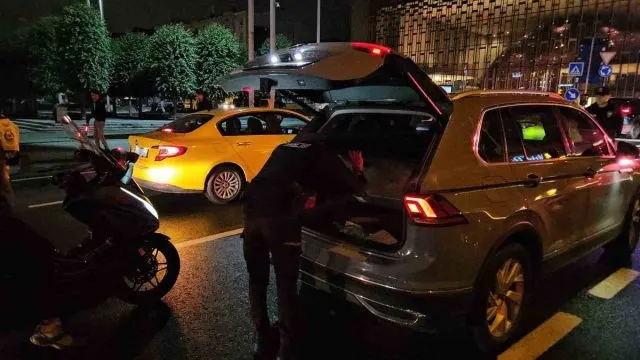 İ̇stanbul’da Taksim Meydanı’nda Huzur İ̇stanbul Denetimi
