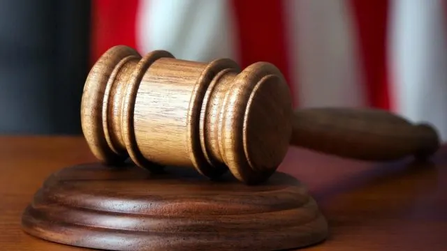 Eskişehir’de Eşini Yakma İddiasıyla Yargılanan Sanığa Yaralama Cezası Eskişehir’de Eşini Yakma İddiasıyla Yargılanan Sanığa Yaralama Cezası